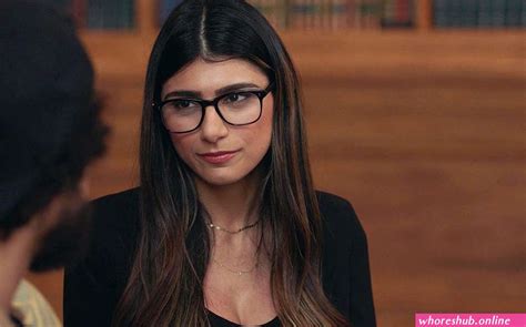 mia khalifa returns to porn 2024|Mia Khalifa Is Back On Onlyfans After 6 Years – Fans Stunned!.